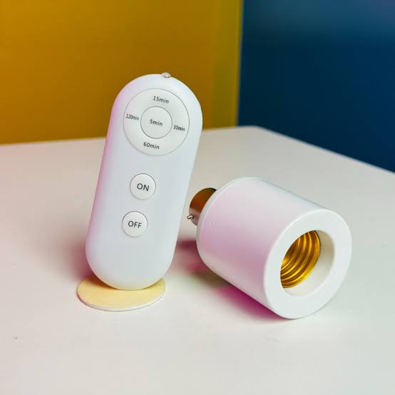 Wireless Remote Control E27 Lamp Holder YX-428A