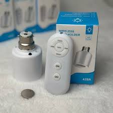 Wireless Remote Control E27 Lamp Holder (Model: YX-428A)